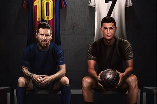 AC米兰1-0登顶意甲！38岁名将却抢走风头，带队12场不败紧追榜首（AC米兰1-0登顶意甲，豪取12场不败！38岁名将抢尽风头）